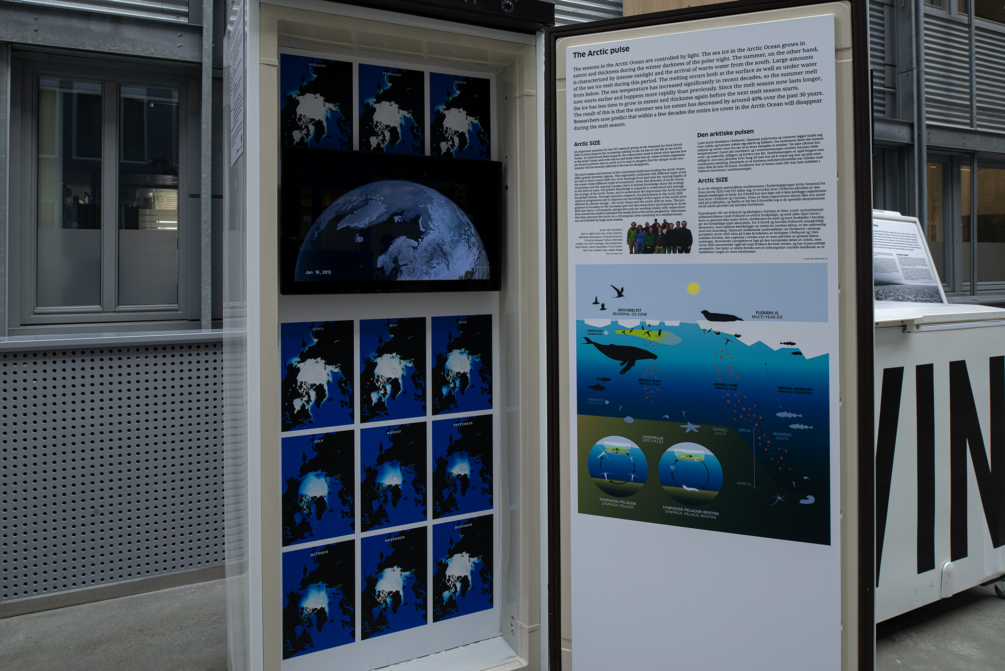 living ice 2 Polarmuseet Gaute Lien.jpg