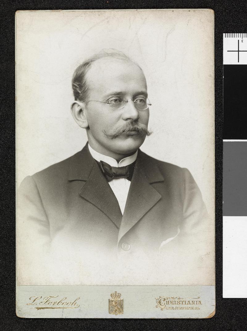 URN_NBN_no-nb_digifoto_20171128_00085_blds_06313.jpg Den verdensberømte pioneren innen nordlysforskning, Kristian Birkeland