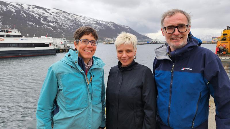 Gillund, Brustad, Mikkelsen