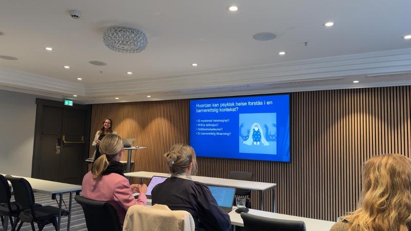 V&aring;r egen f&oslash;rsteamanuensis Mona Martnes holder innlegg om "Barns rett til h&oslash;yest oppn&aring;elige psykiske helse".