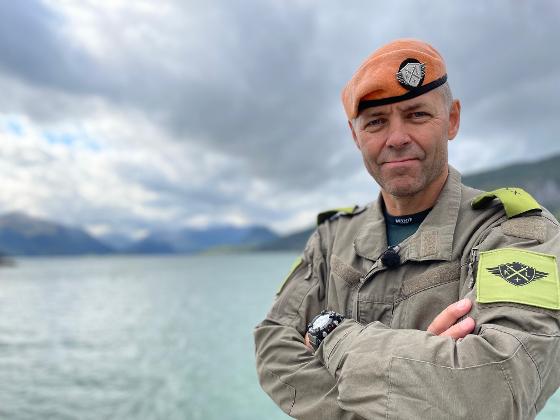 Illustrasjonsbilde for Kapteinen kommer ...