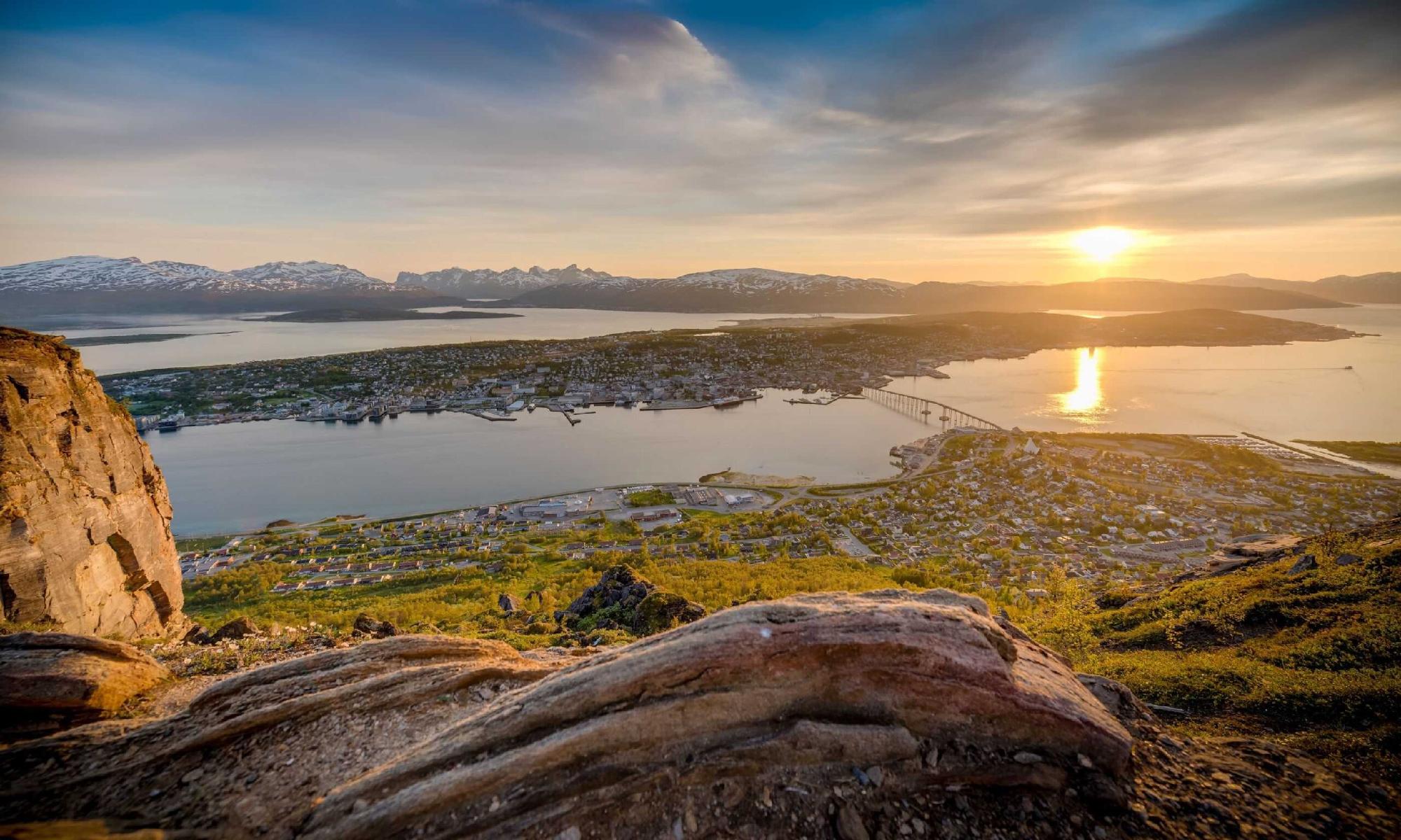 Illustrasjons-/bannerbilde for Arctic Youth International Research Conference 1-2 June 2026