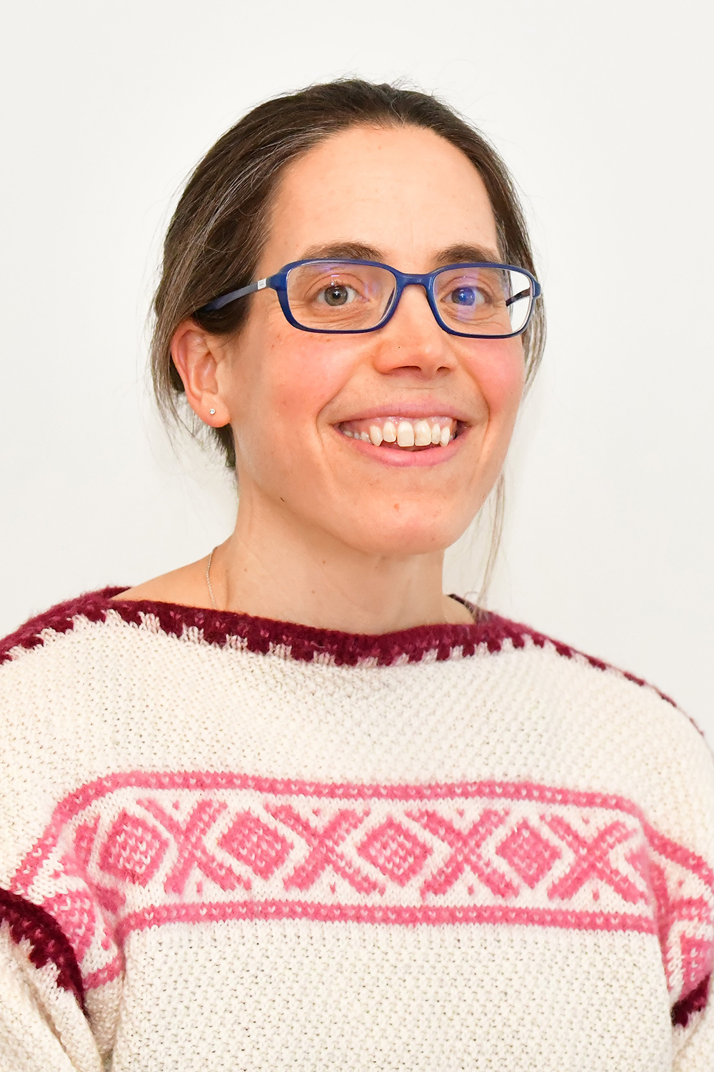 Frøydis Gillund_Foto Jo Jorem Aarseth NIBIO_2x3_1500px.jpg Frøydis Gillund